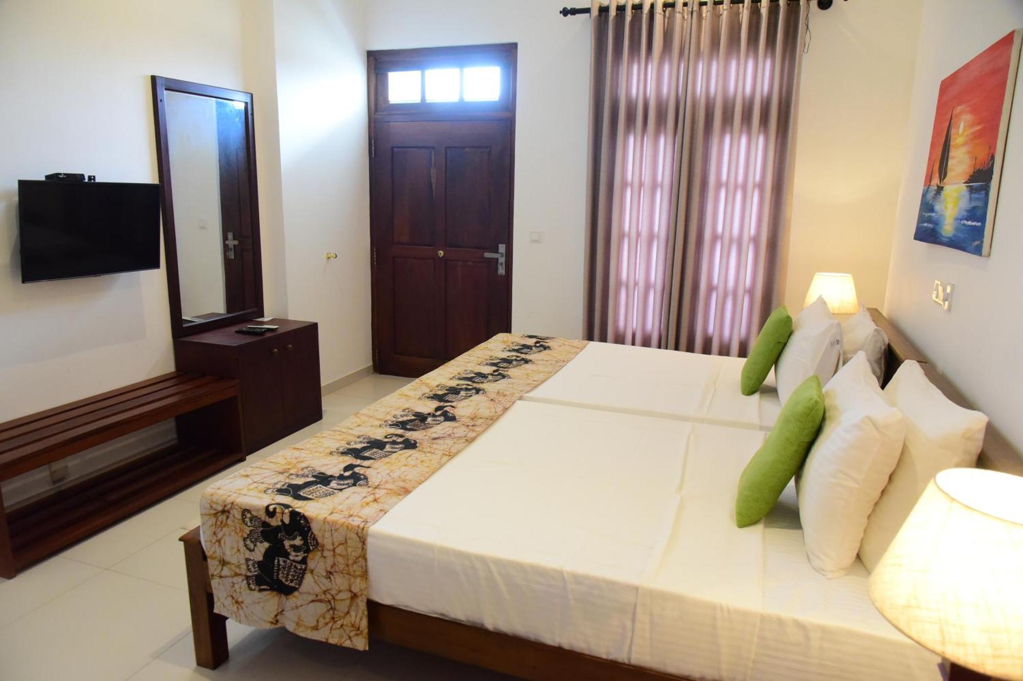 Tranquil Hotel Hikkaduwa Exterior foto